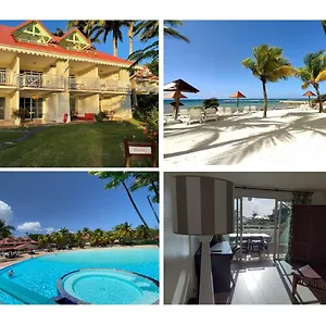 https://malaka-resort-flat.comcaribbean.com